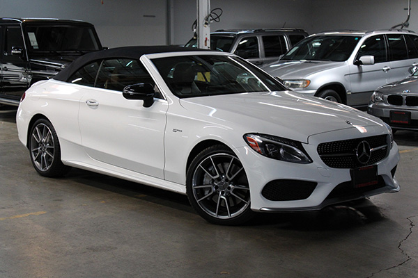 Used car dealership offers preowned Mercedes-Benz for sale at affordable prices near Los Altos, CA.